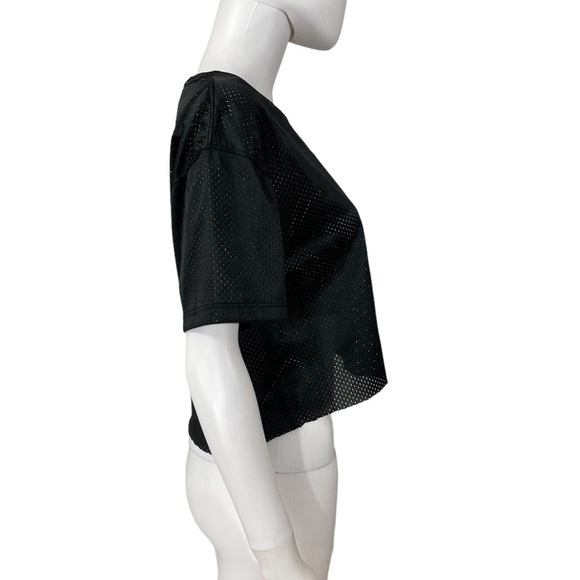 Anthropologie Three Feathers Black Crop Top
New - Picture 6 of 9